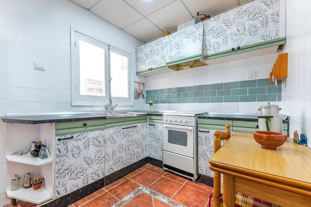 엘다 Piso En Pueblo Cerca De La Costa 아파트 외부 사진