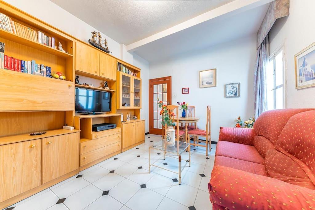 엘다 Piso En Pueblo Cerca De La Costa 아파트 외부 사진