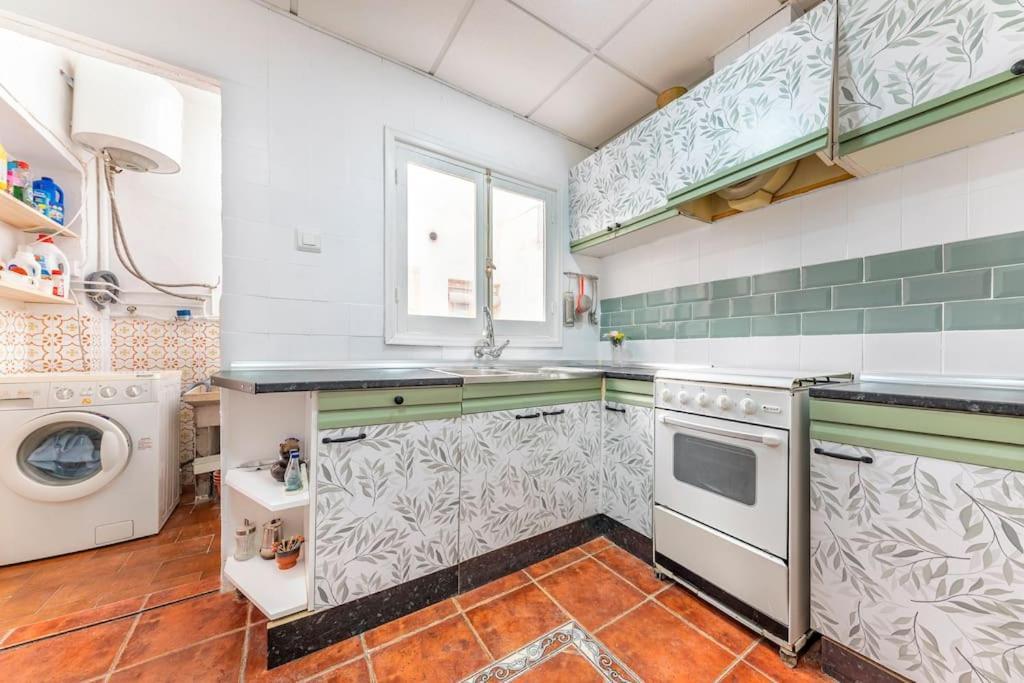 엘다 Piso En Pueblo Cerca De La Costa 아파트 외부 사진