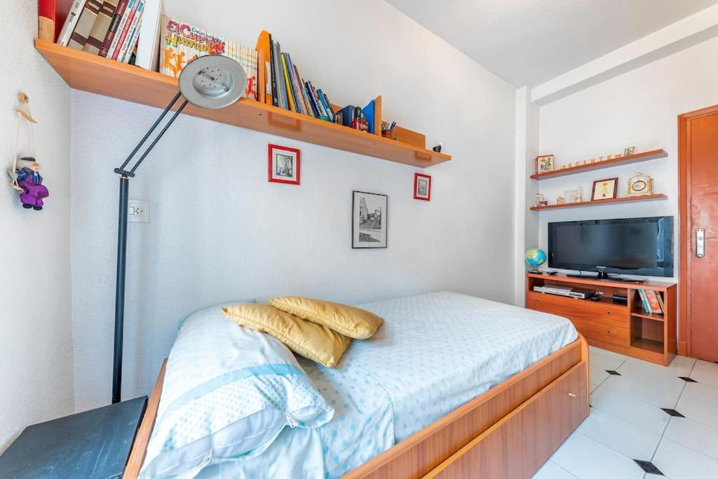 엘다 Piso En Pueblo Cerca De La Costa 아파트 외부 사진